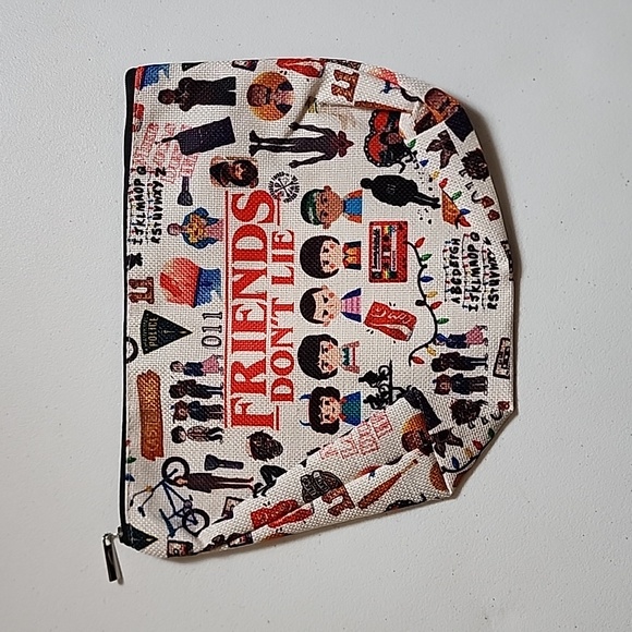 Stranger things bag - Picture 2 of 6